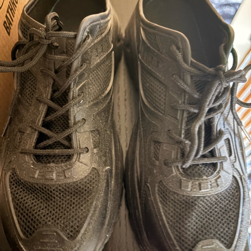 Women's Black Athletic Shoes